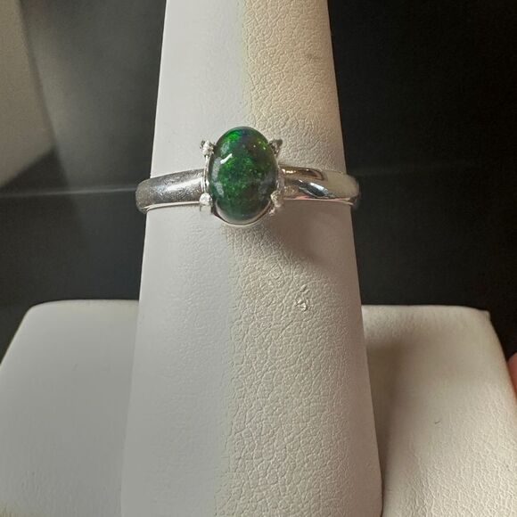 5x7mm cabochon opal solitaire in sterling silver! - Picture 7 of 10